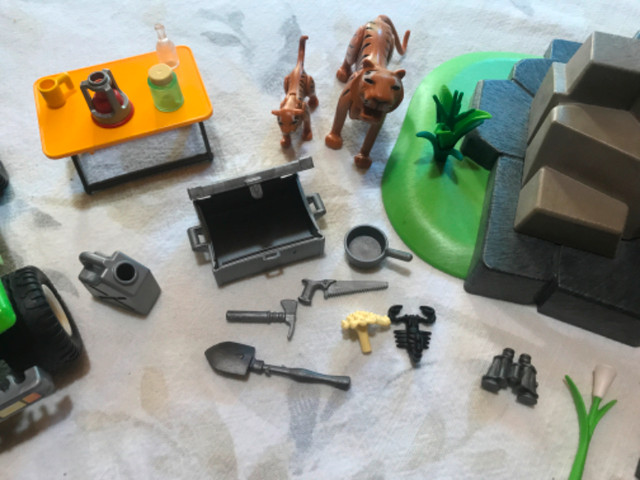 Playmobil Wild Life Safari Set in Toys & Games in Windsor Region - Image 3