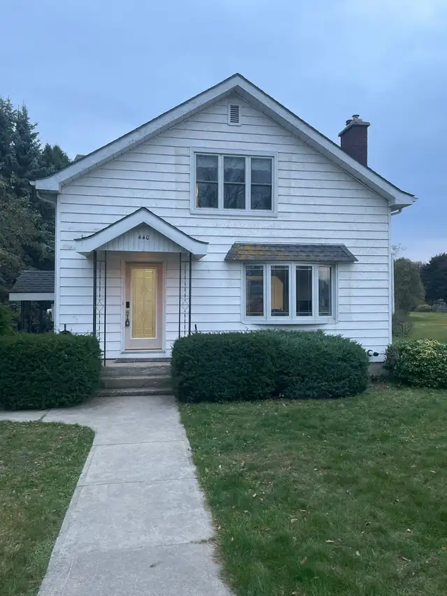 Kincardine - Furnished house (or rooms) for rent in Room Rentals & Roommates in Owen Sound - Image 2