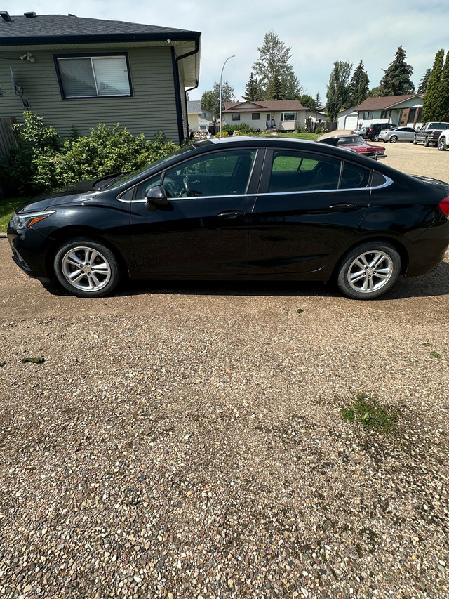 Chevrolet Cruze in Cars & Trucks in Red Deer - Image 2