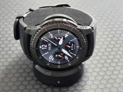 Samsung Gear S3 Frontier Smartwatch–Excellent Condition + Extras, View more