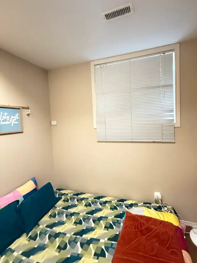 Private room in 2 bedroom apartment63793633062785120