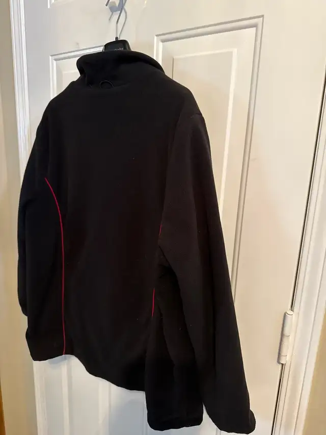Wind River Fleece Jacket in Women's - Tops & Outerwear in Calgary - Image 3