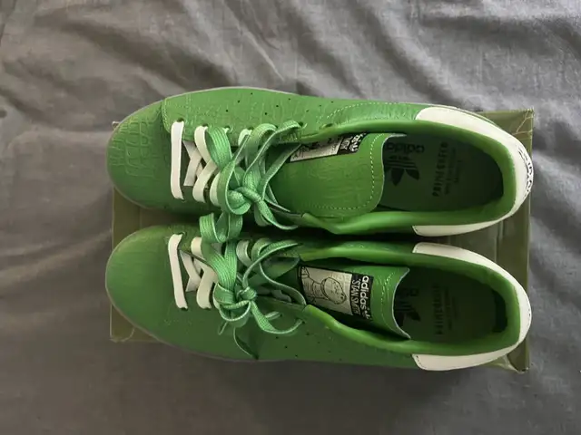 Addias Stan Smith Sneakers US 10 - Limited Edition (Recycled) in Men's Shoes in City of Montréal - Image 5