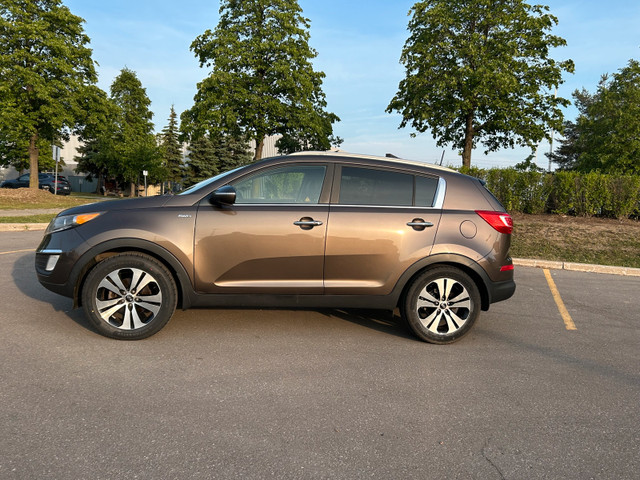 2012 Kia Sportage AWD EX Premium  in Cars & Trucks in Markham / York Region