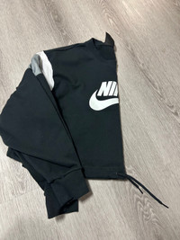 Nike cropped sweatshirt