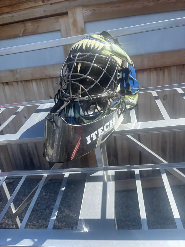 Itech GFM 1000 road hockey Goalie Mask in Hockey in City of Toronto - Image 3