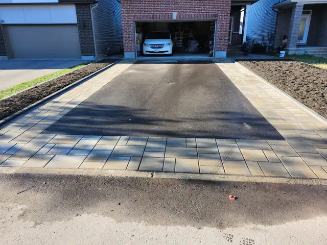 Landscaping Services in Interlock, Paving & Driveways in Ottawa - Image 9