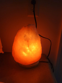 9" Himalayan Salt Lap. 10lb. Medium-Large. Great Condition 