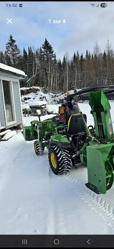 Vient Avec: Baco 2022 Fourche 2022 Pelle souffleur 2022 Très Bien entretenu Le tracteur est a Ste Ro...