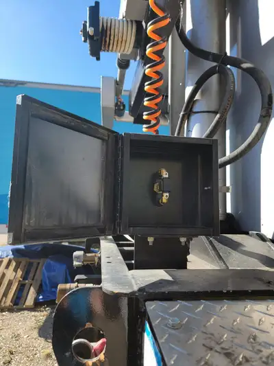 No financing / serious buyers only / Fort St. John 2023 Tridem Side Dump Trailer – Hardox 450 Steel...