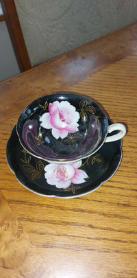 Gorgeous vintage Japanese cup with saucer