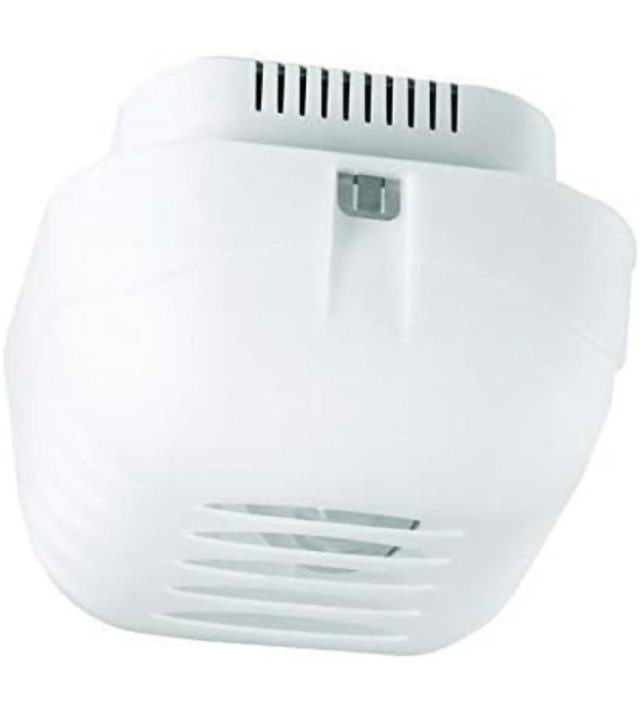 Lampe de garage liftMaster 1021844A dans Quincaillerie, clous et vis  à Longueuil/Rive Sud