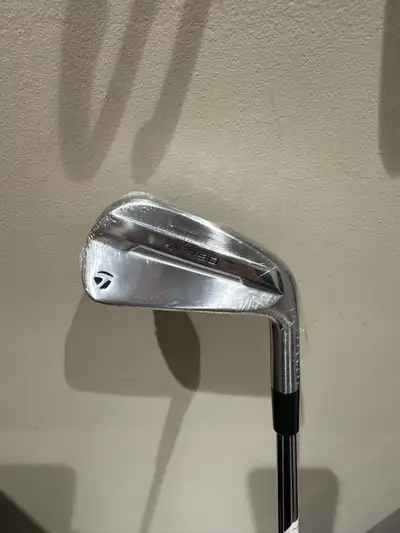 Taylormade P790 Iron Set, View more