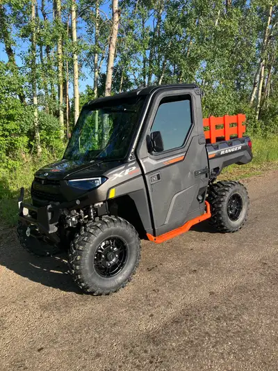 2024 Polaris 1000 XP Ultimate Northstar. A/C and heater Power window Large tires Screen/ Bluetooth R...