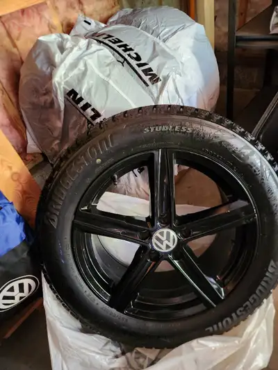 Blizzak WS90 225/55/R17 Tire on rims Depending on how much driving you do, there should be another 2...