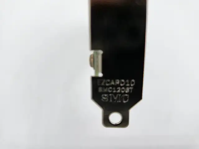 Vintage SMC Ezcard SMC1208T PCi Ethernet card adapter/carte SMC in System Components in West Island - Image 5