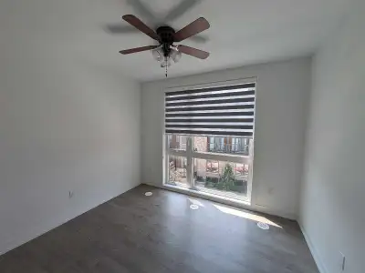 Hi, just moved into this townhouse and I'm looking for some roommates by the end of this month. It's...