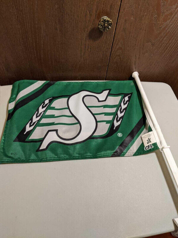 SASKATCHEWAN ROUGHRIDERS CAR FLAG (NEW) in Outdoor Décor in Regina - Image 3