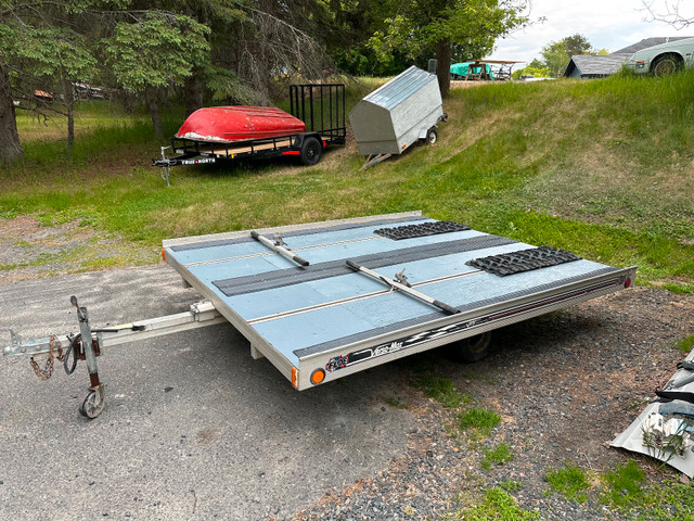 SALE PENDING Double aluminum tilt snowmobile trailer 101” x 10’ in Cargo & Utility Trailers in Kenora - Image 3