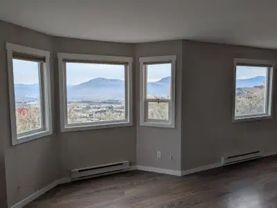 Renting out my 2 bedroom 1 bathroom apartment located in a quiet building on Hugh Allan. The unit sh...