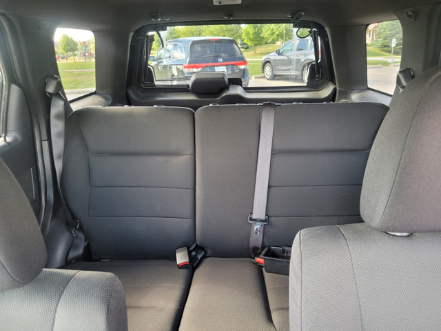 2009 FORD ESCAPE XLT in Cars & Trucks in Markham / York Region - Image 4