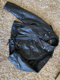 Men’s leather motorcycle jacket