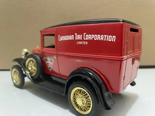 Liberty Classics Ford Model A 70th Anniversary Canadian Tire in Arts & Collectibles in Winnipeg - Image 10