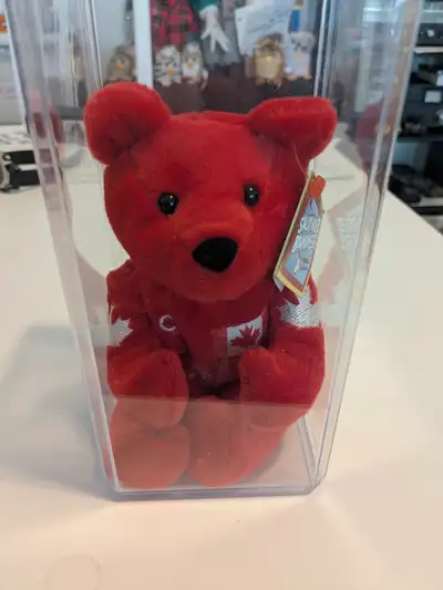 This Salvino's Bammers Wayne Gretzky Canada Bear is in excellent condition and comes in its original...