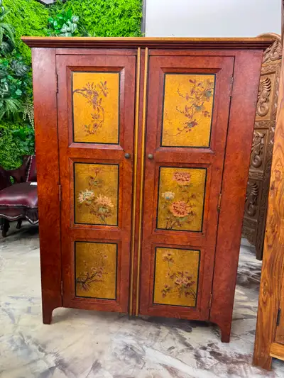 ✅Grande Liquidation! Belle armoire thaïlandaise, grand cabinet,, View more