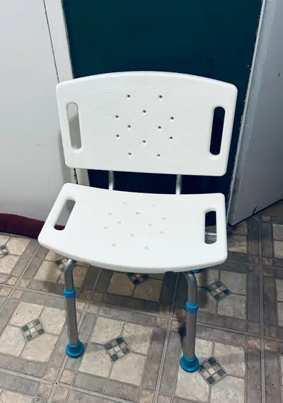 Shower Chair ( like New)