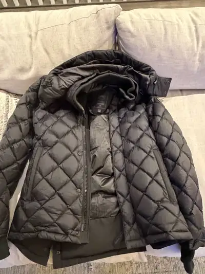 Canada Goose Hendriksen Jacket. Men’s Large. black label, View more