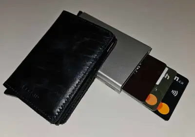 BNIB SECRID SLIMWALLET + DOUBLE CARD PROTECTOR, View more