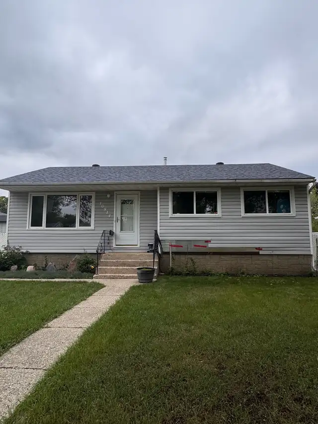 Siding Repair Edmonton | Fast, Clean & Affordable | Free Estimat in Fence, Deck, Railing & Siding in Edmonton - Image 9