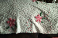 Beautiful Vintage Chenille Bedspread, Double/Queen