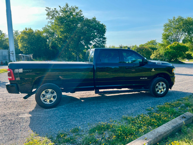 2021 Ram 2500 Cummins - Big Horn Turbo Sport - 8’ Box in Cars & Trucks in Ottawa - Image 3