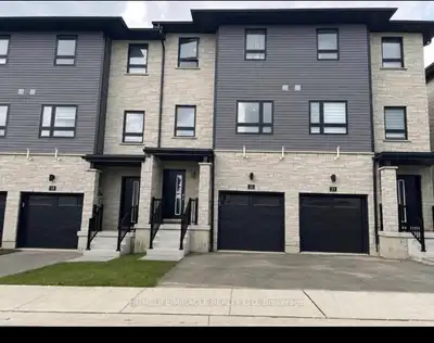4 bedroom 3.5 washroom , 2 parking