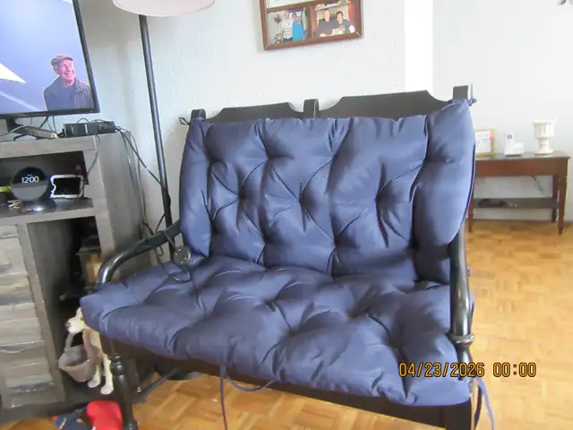 Assorted Home Items and Decor in Multi-item in Oshawa / Durham Region - Image 5