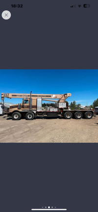 Boom Crane Truck for bins and buildings