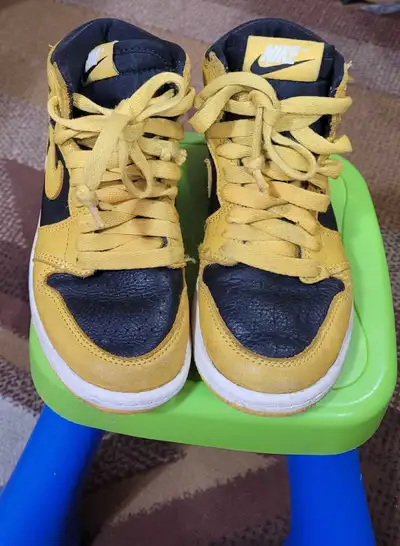 Nike Jordan 1 High, View more