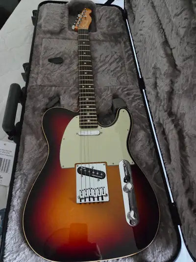 Fender American Ultra Telecaster Rosewood Ultraburst 2022, View more