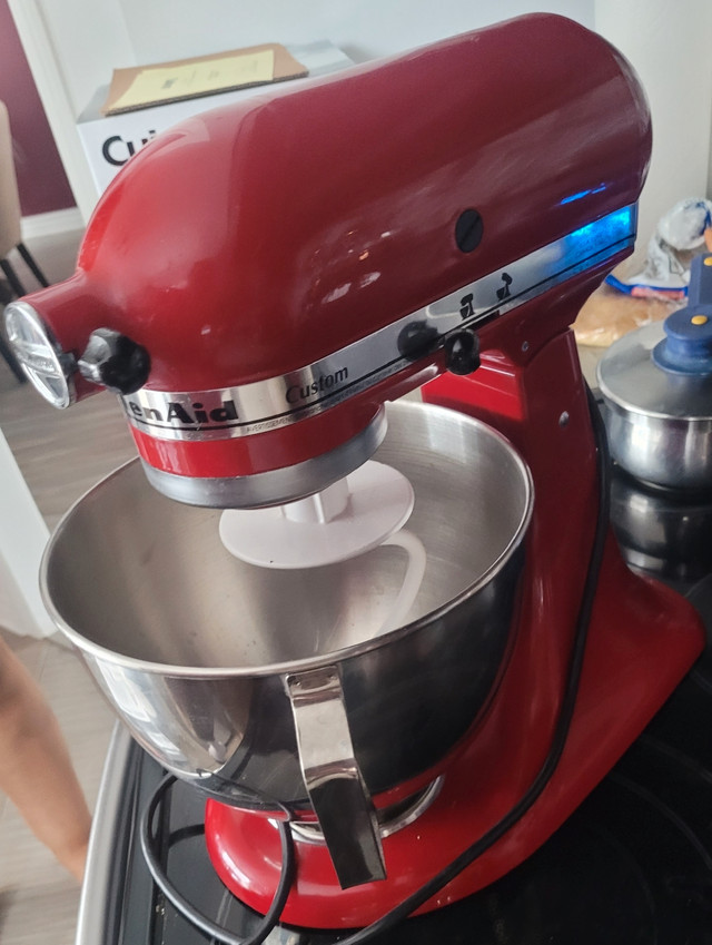 Batteur sur socle Kitchen-Aid  dans Robots culinaires et mélangeurs  à Laval/Rive Nord - Image 3