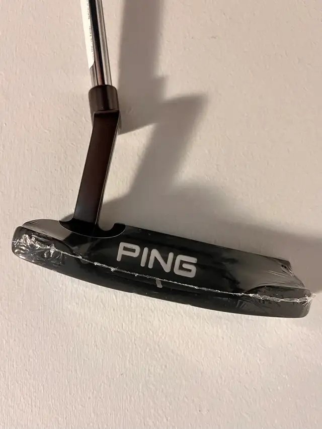 Brand New - PING Scottsdale Anser Putter RH in Golf in Ottawa - Image 5