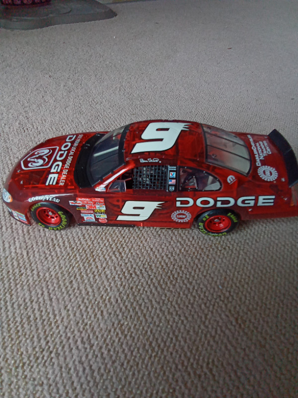Clear Red Dodge Intrepid Race Car in Arts & Collectibles in Kingston