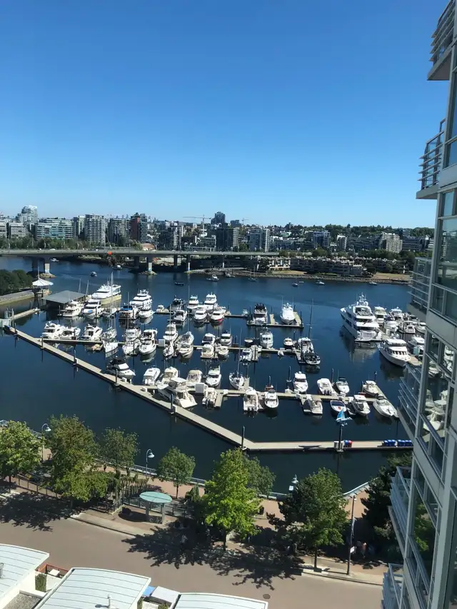 2 Bed/2bath Furnished Yaletown Vancouver Waterfront Condo in Long Term Rentals in Vancouver - Image 2