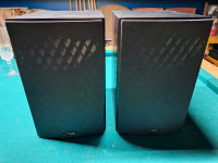 Polk audio book shelf speakers