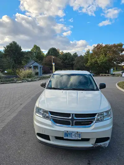 2015 Dodge Juorney 252,000 km is in good condition no accidents one original owner only can sit 7 gr...