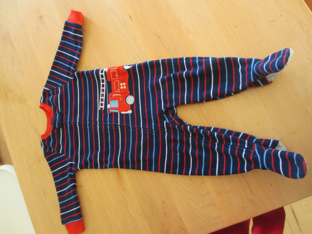 Pyjama en polar avec zip bébé garçon 12 mois (C346) dans Vêtements - 9 à 12 mois  à Ville de Montréal - Image 3