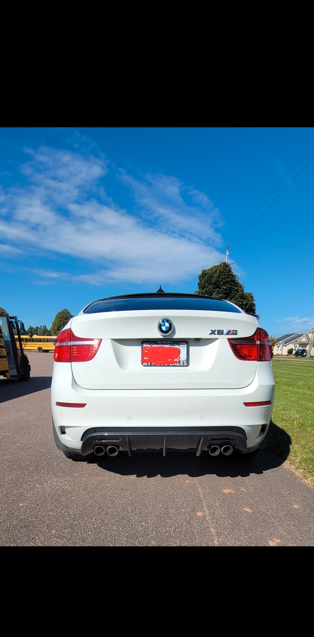 2011 BMW X6 M   in Cars & Trucks in Summerside - Image 3