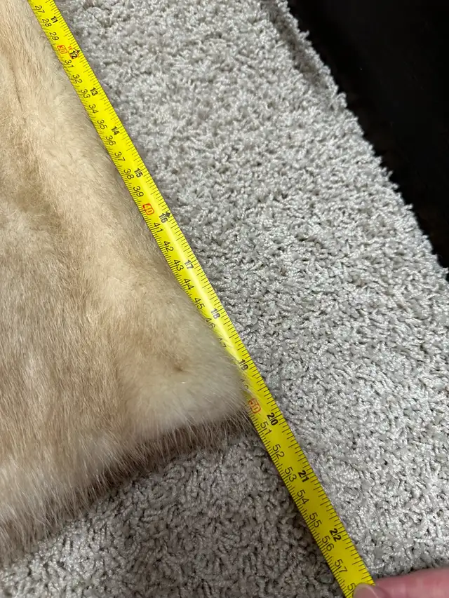 Beautiful Lavender Mink Fur Coat in Women's - Tops & Outerwear in Strathcona County - Image 9