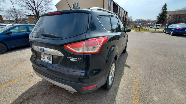 Ford Escape Titanium 2016 dans Autos et camions  à Ville de Montréal - Image 2